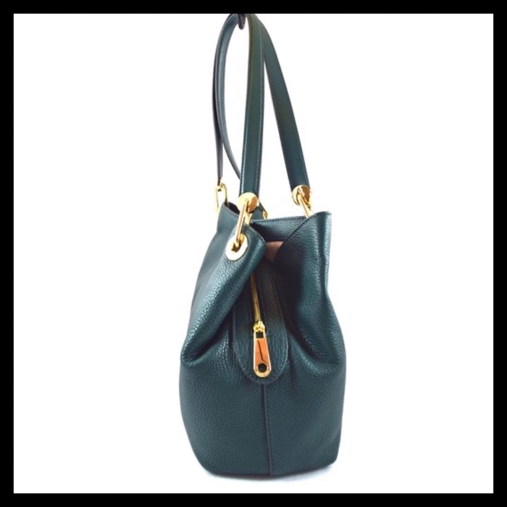 NWOT Michael Kors Raven Pebble Leather Tote - Picture 3 of 6
